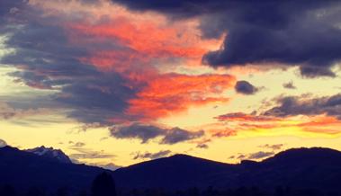 Erst ein roter Himmel, dann Unfug