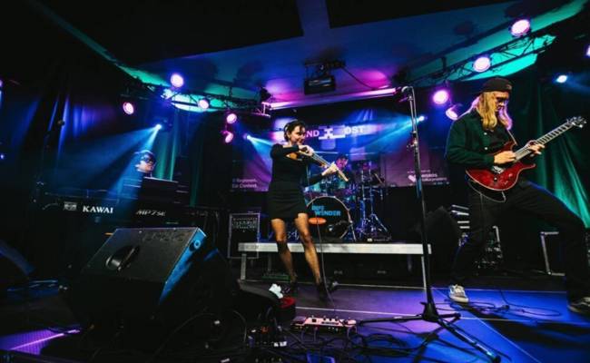 Eine Band aus Wolfhalden rockt den Tourstart