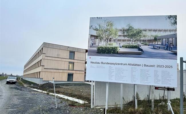 Der Bau des Bundesasylzentrums hinkt dem Zeitplan hinterher