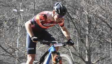 Team zog sich vor der Saison zurück: Thomas Litscher stemmt sich als Einzelfahrer gegen Karrierenende Team zog sich vor der Saison zurück: Thomas Litscher stemmt sich als Einzelfahrer gegen Karrierenende