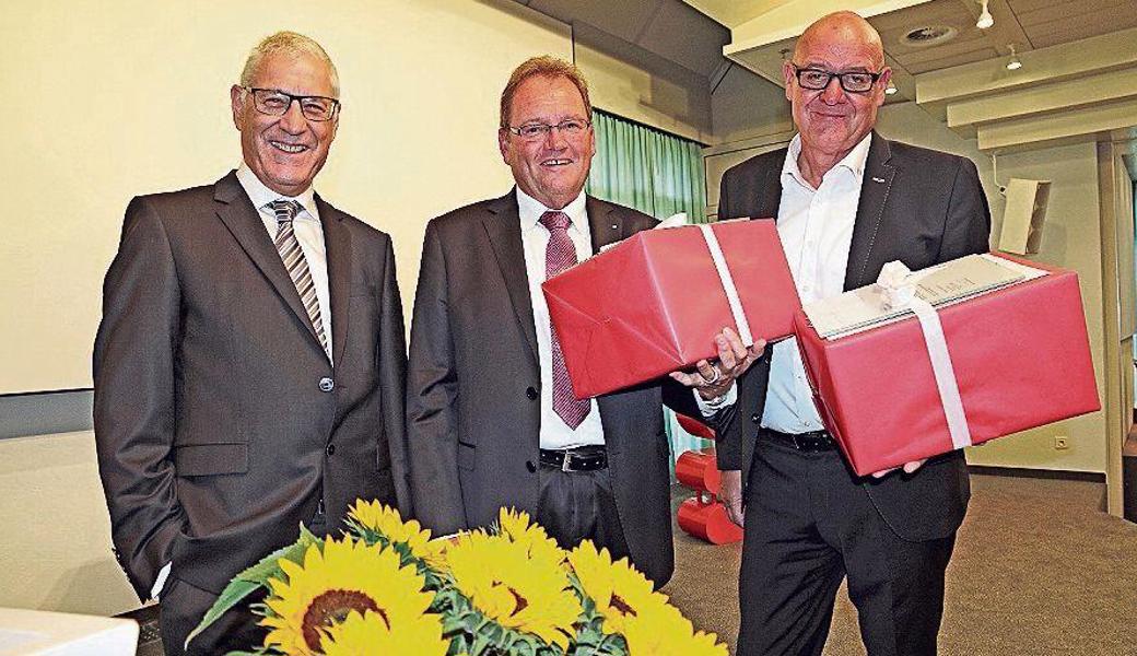 Christian Fiechter, Präsident der Hans Huber Stiftung (l.) und die 