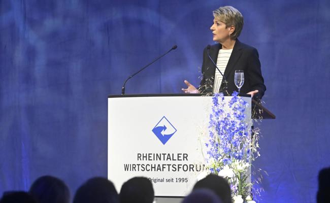 Wifo: Keller-Sutter: "Auch der Bundesrat ist nicht unfehlbar"