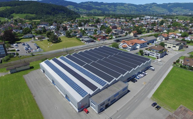 Jansen baut Fotovoltaikanlage mit 2,1 Megawatt Spitzenleistung