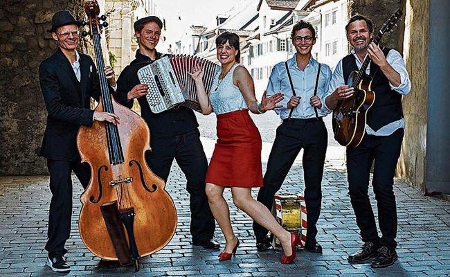 Les Chouettes stimmen auf den Jahreswechsel ein