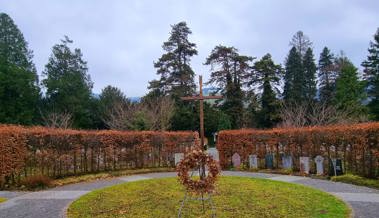 Beim Friedhof werden fünf Bäume gefällt, weitere gesundgestutzt