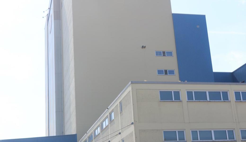 Der UFA-Turm ist das höchste Gebäude im Rheintal.