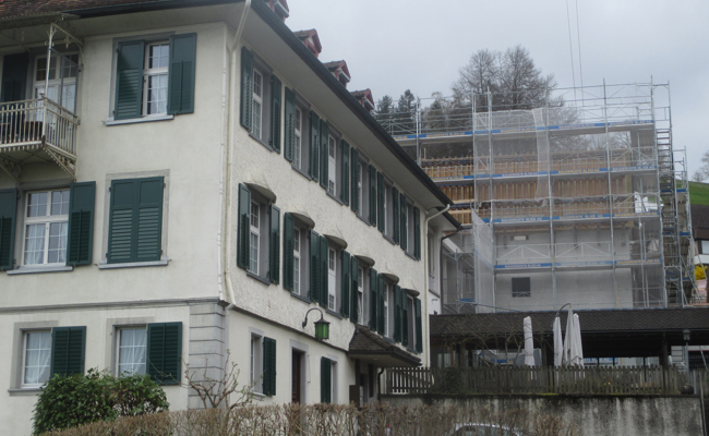 Grossbaustelle beim Altersheim: An die «Altensteig» wird angebaut