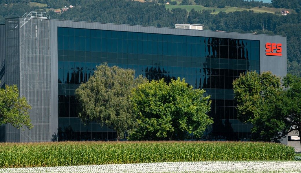 Claude Stadler geht ein Jahr früher als geplant: SFS regelt Nachfolge bei Corporate Services