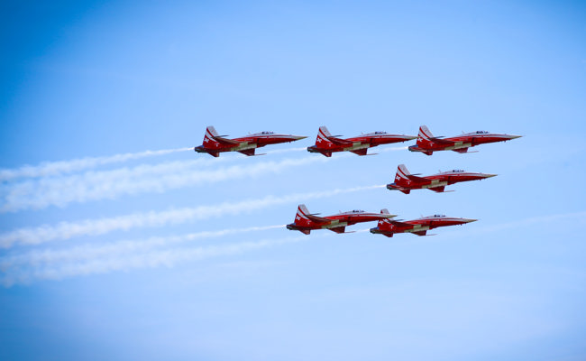 Patrouille Suisse glänzt ohne Generalprobe – Altenrhein feiert 100 Jahre Flugplatz