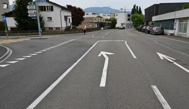 Unfall im Morgenverkehr: Motorradfahrer verletzt sich nach Zusammenprall mit Auto