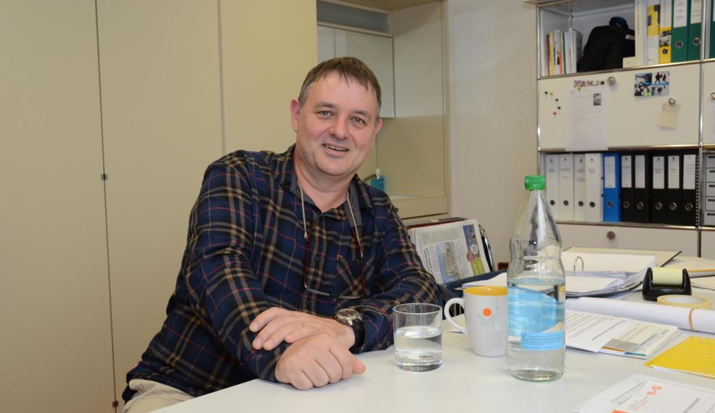 Urs Bösch im Jahr 2011. Der Institutsleiter der Heilpädagogischen Schule Heerbrugg verzichtet auf eine aktuelle Aufnahme zugunsten des Abstandhaltens.   Urs Bösch im Jahr 2011. Der Institutsleiter der Heilpädagogischen Schule Heerbrugg verzichtet auf eine aktuelle Aufnahme zugunsten des Abstandhaltens.