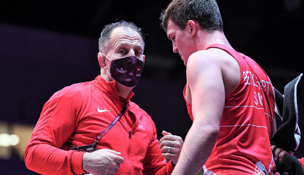 Ramon Betschart (rechts) brennt auf seinen nächsten internationalen Einsatz. Ramon Betschart (rechts) brennt auf seinen nächsten internationalen Einsatz.