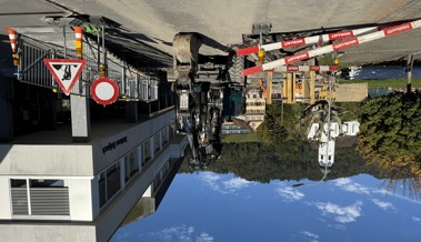 Sie bleibt bis im Dezember: Neue Baustelle im Dorfzentrum