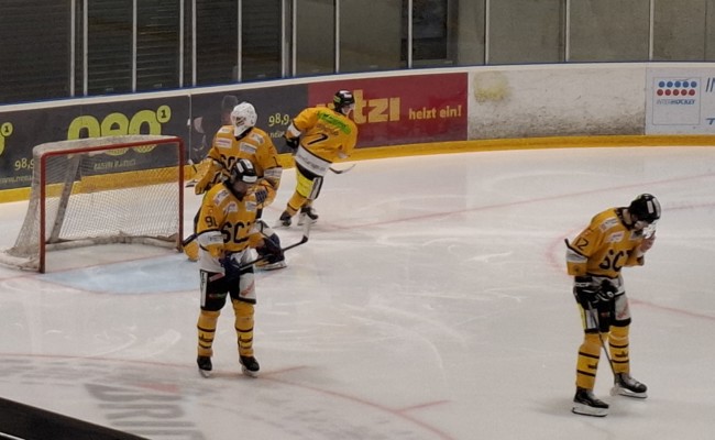 Nach einem überragenden Mitteldrittel entgleitet dem SC Rheintal der Sieg in Burgdorf