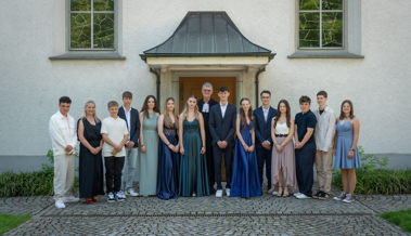 13 junge Menschen feierten ihre Konfirmation