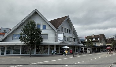 Ganzheitliche Arealentwicklung: Gemeinde räumt Vorkaufsrecht auf «Walbusch-Gebäude» ein