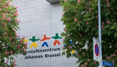 Drohung im Oberstufenzentrum: Polizeieinsatz wegen ominösem Schriftzug