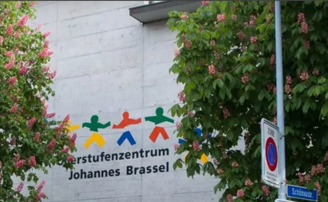 Drohung im Oberstufenzentrum: Polizeieinsatz wegen ominösem Schriftzug