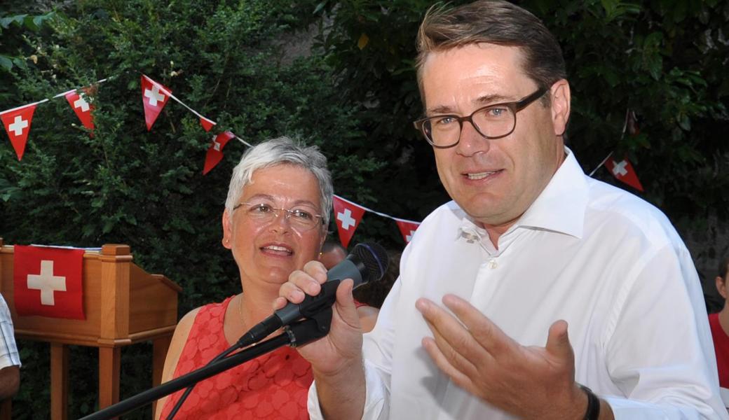 Einwohnervereinspräsidentin Monika Sieber, Regierungsrat Benedikt Würth.