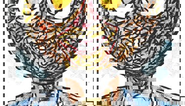 D’Fäaschtbänkler send oft visionär / Ihra Blick i d’Zuekunft isch legendär. / S’Walteri vo da Fäschtis isch en Hit / döt tönts bereits: «Wenns numa Röschti git»! D’Fäaschtbänkler send oft visionär / Ihra Blick i d’Zuekunft isch legendär. / S’Walteri vo da Fäschtis isch en Hit / döt tönts bereits: «Wenns numa Röschti git»!