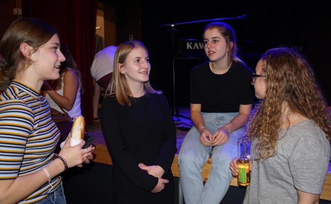 Die Bilder zur ersten "Song Night"
