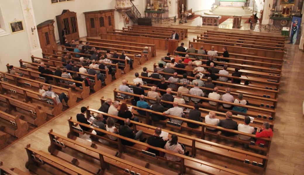 99 Ortsbürgerinnen und Ortsbürger kamen zur Versammlung.