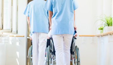 Demenzpatient stirbt nach Flucht aus Heim – Verantwortliche vor Gericht