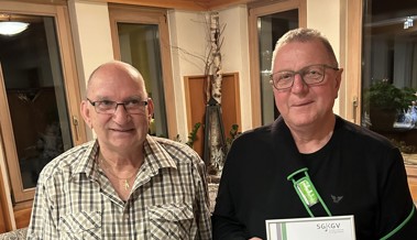 Männerchor heisst neue Sänger willkommen und ehrt zwei Jubilare