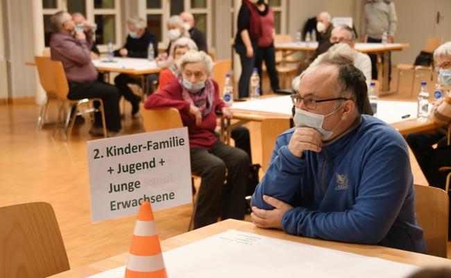 Werkstatt in der Kirchgemeinde: Zusammenwachsen, nicht zusammenkleben
