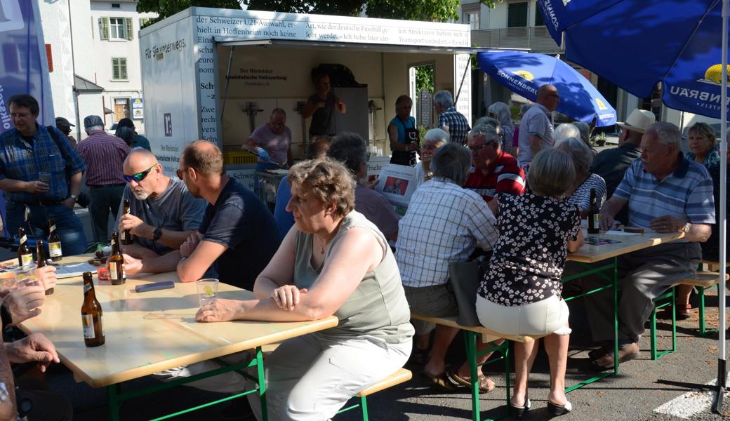 Gestern Mittwoch machte der Redaktionswagen auf der Breite und nicht auf dem Rathausplatz  Station. Gestern Mittwoch machte der Redaktionswagen auf der Breite und nicht auf dem Rathausplatz  Station.