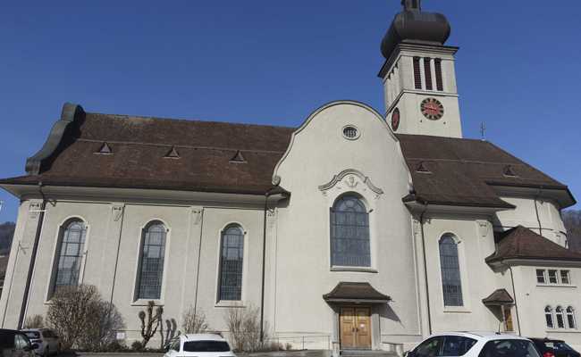 Die katholische Kirche feiert ihr 100-jähriges Bestehen – Geschichte eines beeindruckenden Neubaus