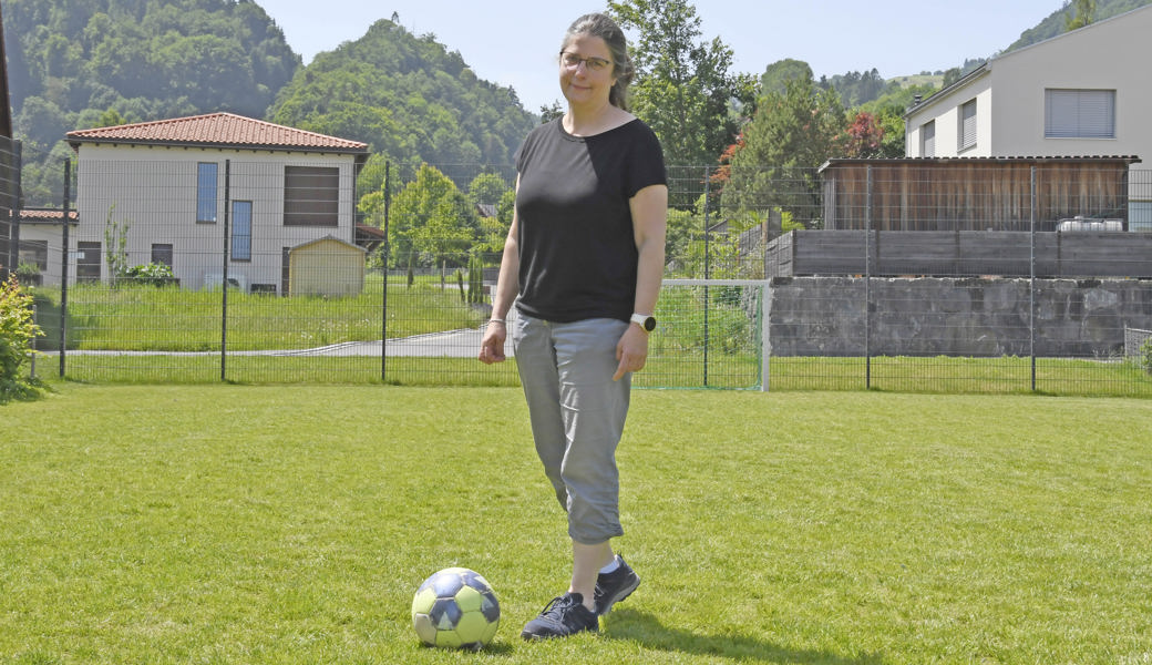 Bernadette Müller steht nach ihrem Reitunfall wieder auf eigenen Beinen und unterrichtet wieder