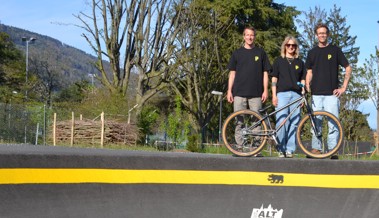 Erstes Pumptrack-Rennen am Lyrikweg bringt Action und Spass für alle Altersklassen