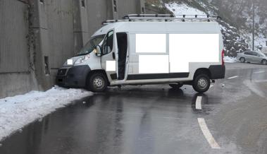 Ungebremst in Mauer geprallt