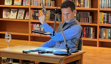 Bibliothek führte in «Wine und Crime» ein