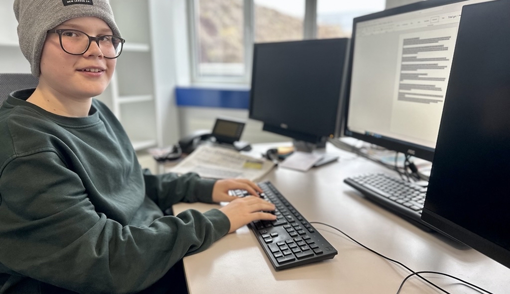 7 Random Questions: Vom Handyverbot an der Schule und dem perfekten Wochenende