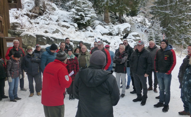 Heldsbergteam besucht Crestawald und die Bunkeranlage Sufers
