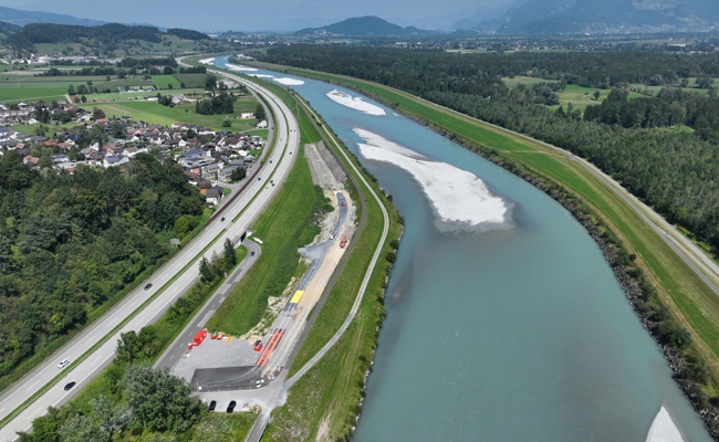 Die Interventionspiste am Rhein bei Rüthi nimmt Gestalt an