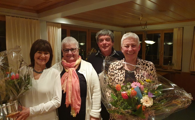 Hildegard Seitz und Susann Schmitter sind treue Mitarbeiterinnen
