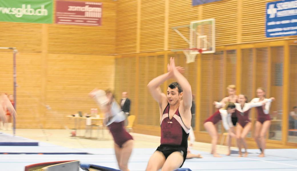 Manuel Kast trat am 24. Rheintalcup am Trampolin statt wie gewohnt am Reck an.