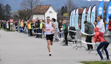 Mehr als 1000 Läuferinnen und ein Streckenrekord im Halbmarathon am 46. Rhylauf
