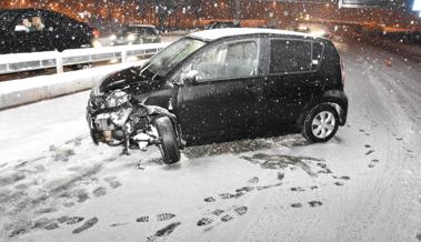 Schneebedingte Unfallserie hält an