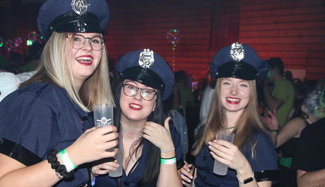 Fröhliches und ausgelassenes Feiern: Die Freude, endlich wieder Party machen zu dürfen, war offensichtlich.