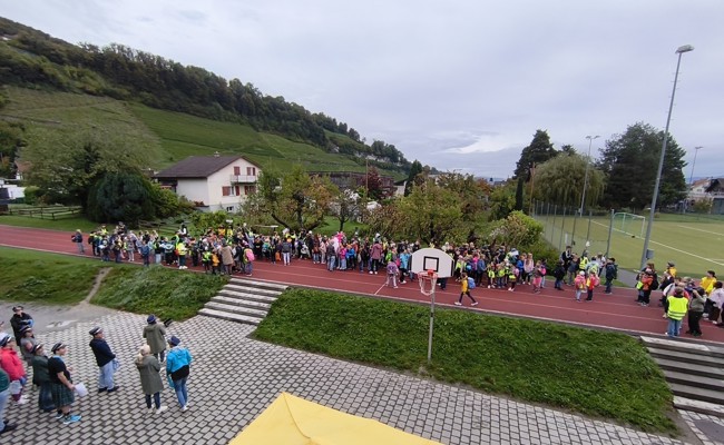 Schülerinnen und Schüler entdecken in der Projektwoche fremde Kulturen und ernten eigenes Gemüse