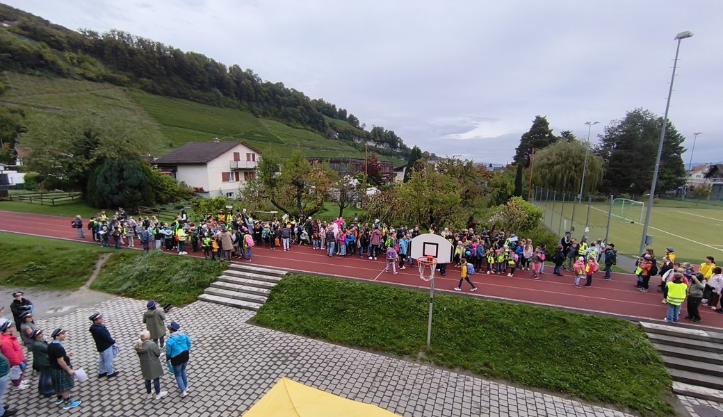Schülerinnen und Schüler entdecken in der Projektwoche fremde Kulturen und ernten eigenes Gemüse
