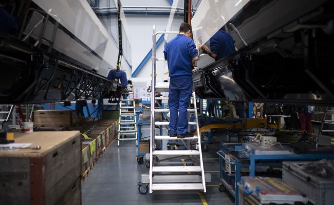 Flutkatastrophen und Lieferprobleme: Wie Stadler Rail sich aus der Krise kämpft