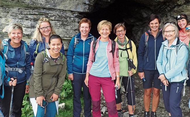 Ausflug mit Schaukelpartie in der Holzkistenbahn