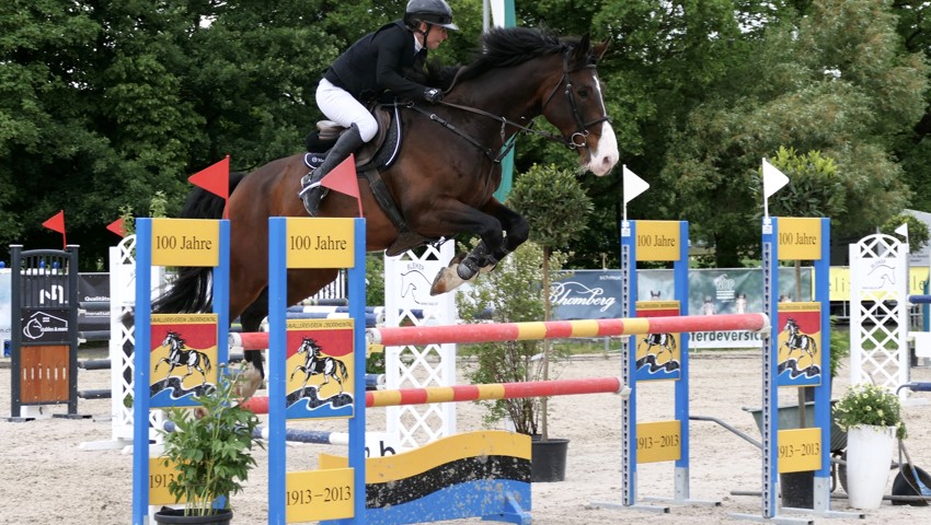 Die Oberrieterin Karin Hanselmann auf Daikon.
