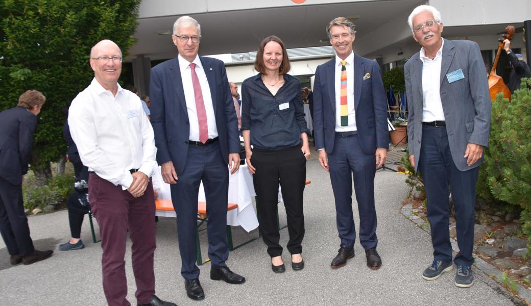 Die Rednerinnen und Redner: Thomas Langer, Geschäftsleiter MAiH; Regierungsrat Paul Signer; Pascale Brei, Geschäftsleiterin MAiH; Gallus Pfister, Gemeindepräsident von Heiden, und Othmar Kehl, Verwaltungsratspräsident MAiH.