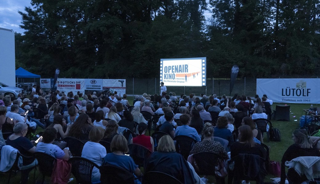 Ladies Night, Schweizer Filme und mehr – das Open-Air-Kino im Strandbad Bruggerhorn startet